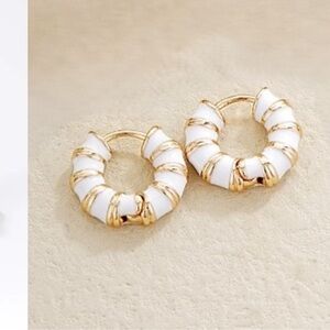 NEW 18k gold Plated White and Gold Enamel Nautical Huggie Hoop Earrings